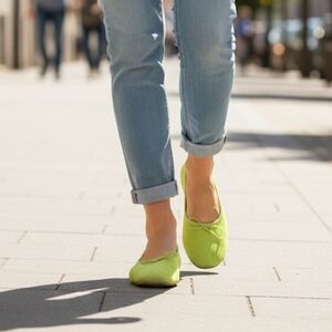 A New Day Women’s Lime Green Ballet Flats Size 11 Memory Foam Bow Slip On